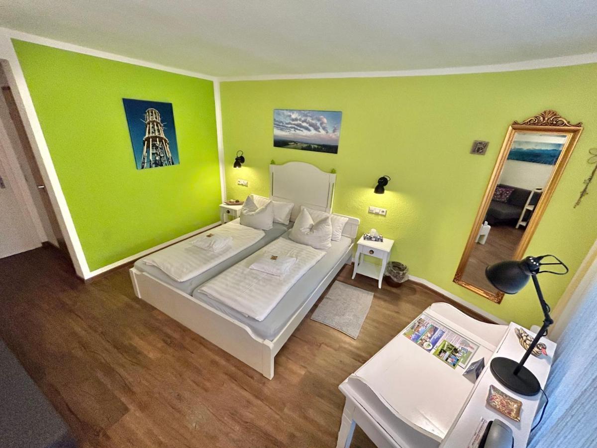 Haus am Kurpark Hotel Schomberg Bagian luar foto