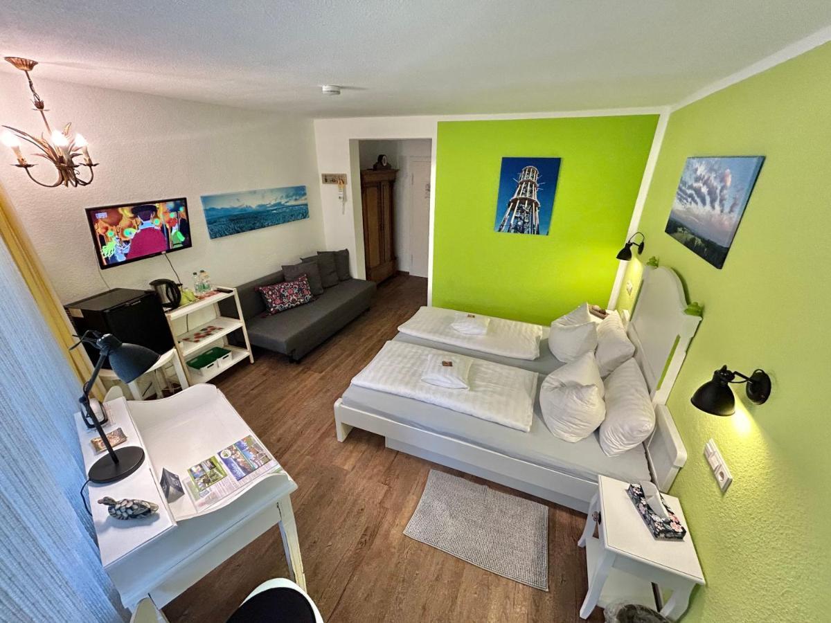 Haus am Kurpark Hotel Schomberg Bagian luar foto