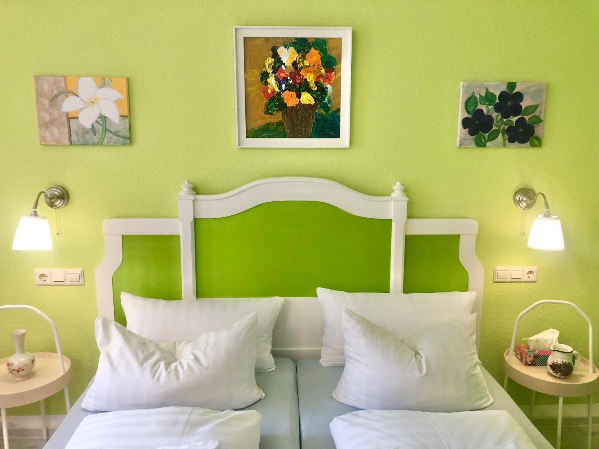 Haus am Kurpark Hotel Schomberg Bagian luar foto